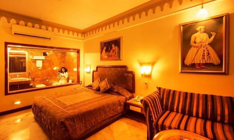 Hotel Hillock Mount Âbû Extérieur photo
